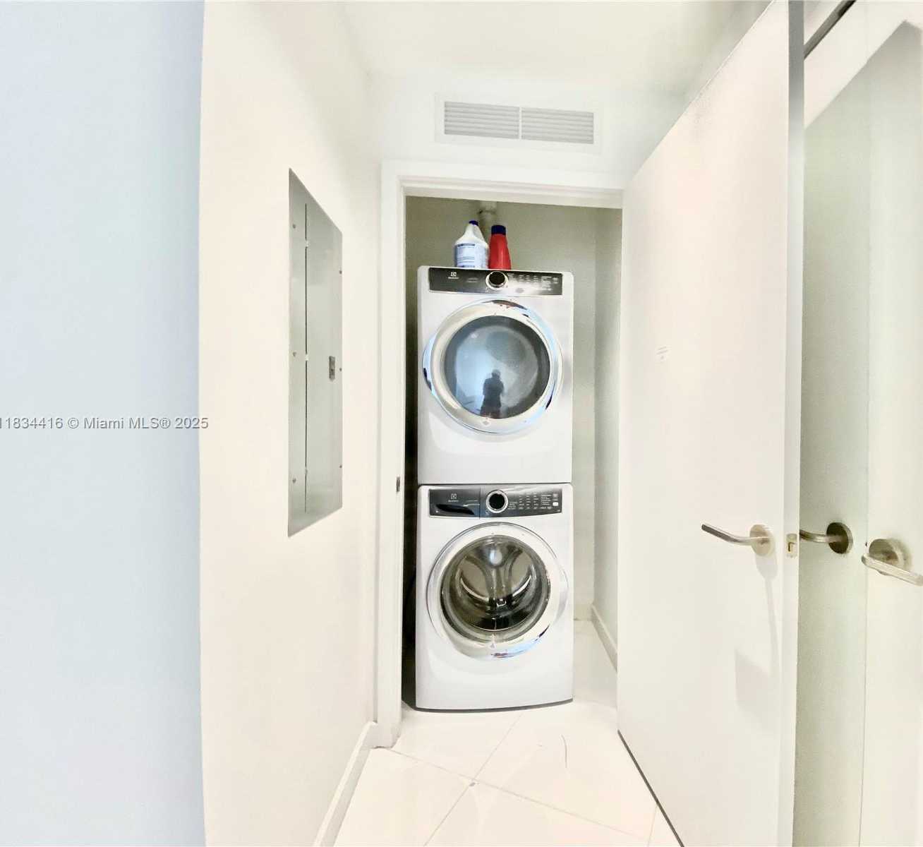 Small Image of 851 NORTH EAST 1ST AVE #2802, Miami Number 10