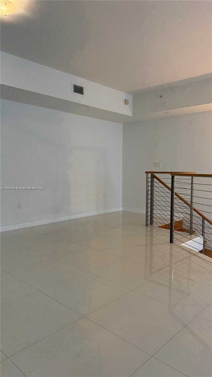 Small Image of 350 SOUTH MIAMI AVE #303, Miami Number 19