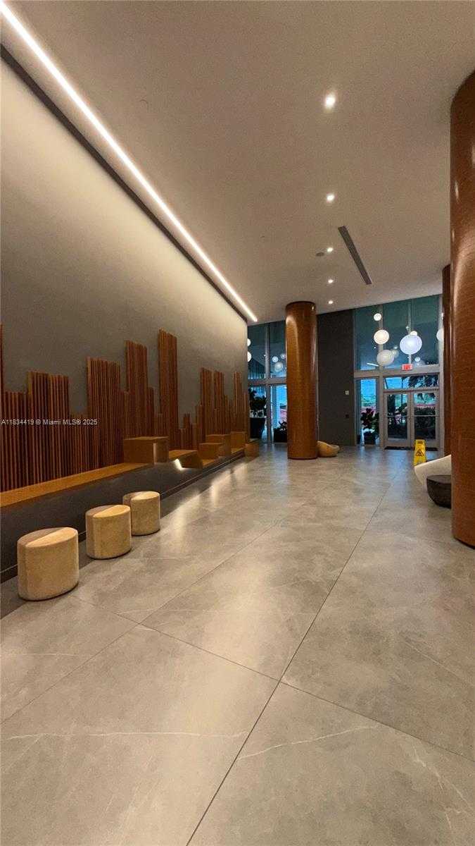 Small Image of 350 SOUTH MIAMI AVE #303, Miami Number 4