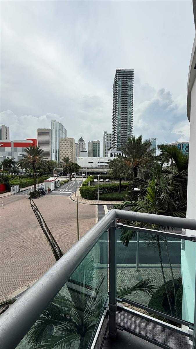 Small Image of 350 SOUTH MIAMI AVE #312, Miami Number 2
