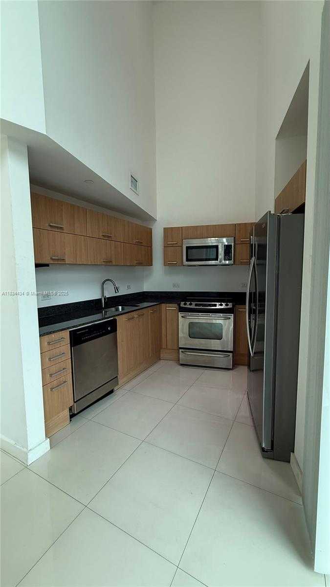 Small Image of 350 SOUTH MIAMI AVE #312, Miami Number 3