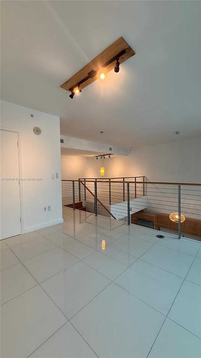 Small Image of 350 SOUTH MIAMI AVE #302, Miami Number 13