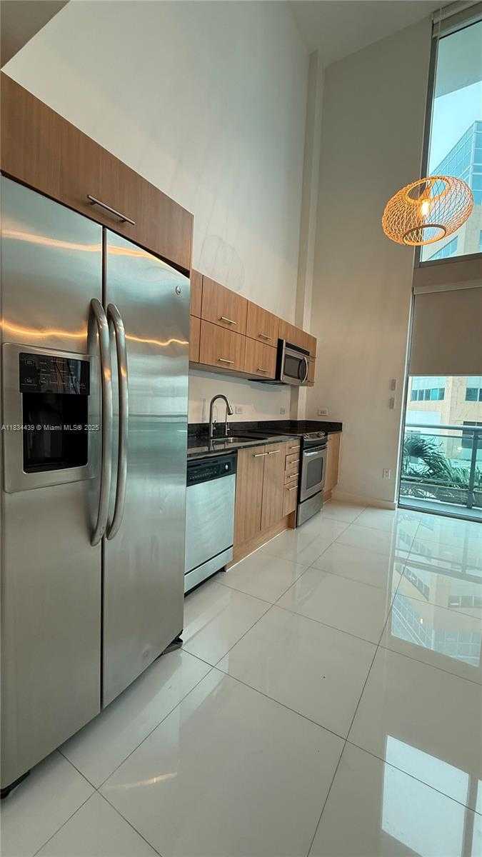 Small Image of 350 SOUTH MIAMI AVE #302, Miami Number 2