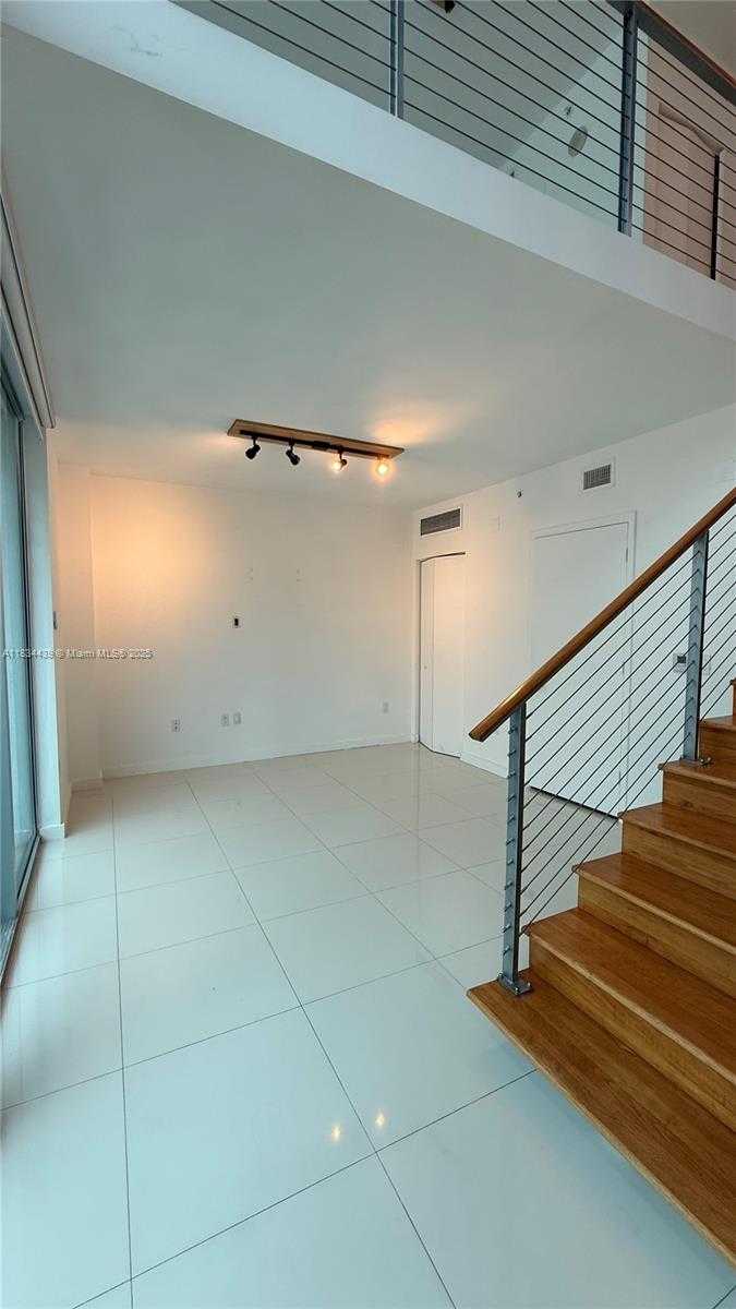 Small Image of 350 SOUTH MIAMI AVE #302, Miami Number 6