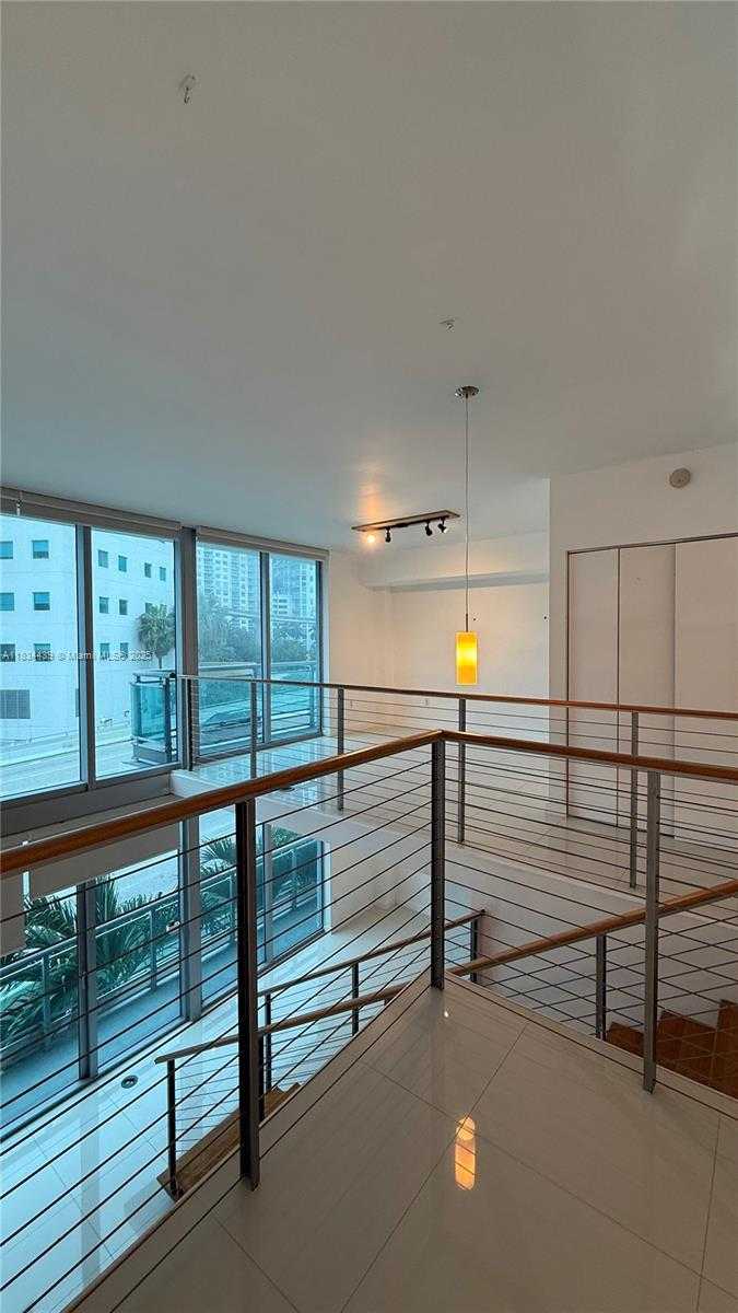 Small Image of 350 SOUTH MIAMI AVE #302, Miami Number 8
