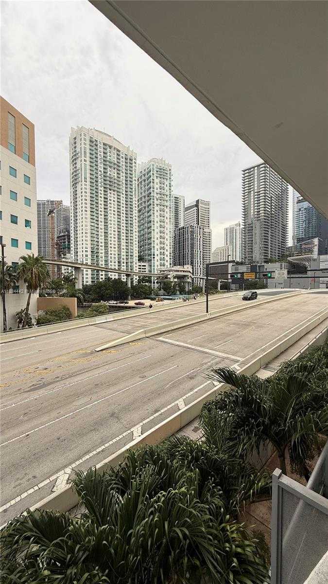 Small Image of 350 SOUTH MIAMI AVE #304, Miami Number 11