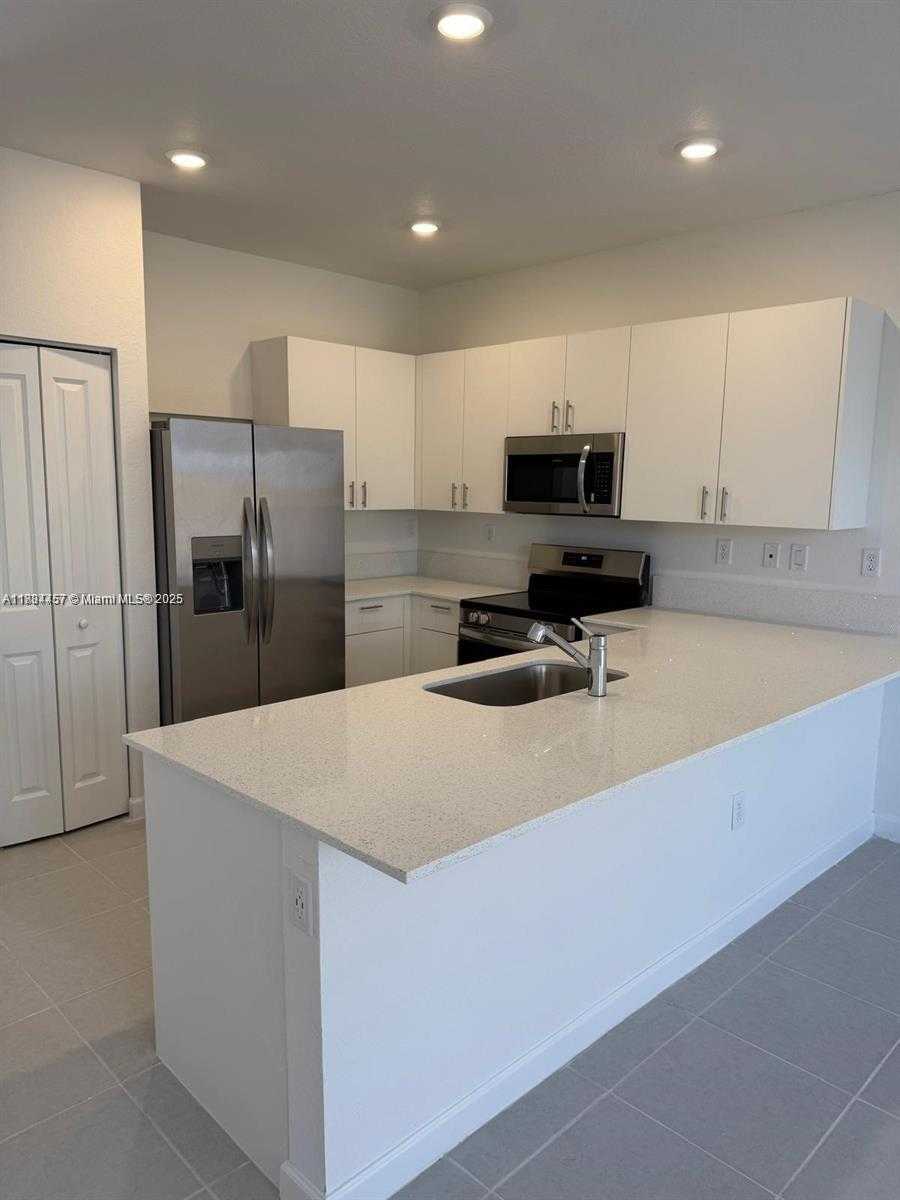 Small Image of 2893 SOUTH EAST 25 ROAD #2893, Homestead Number 4