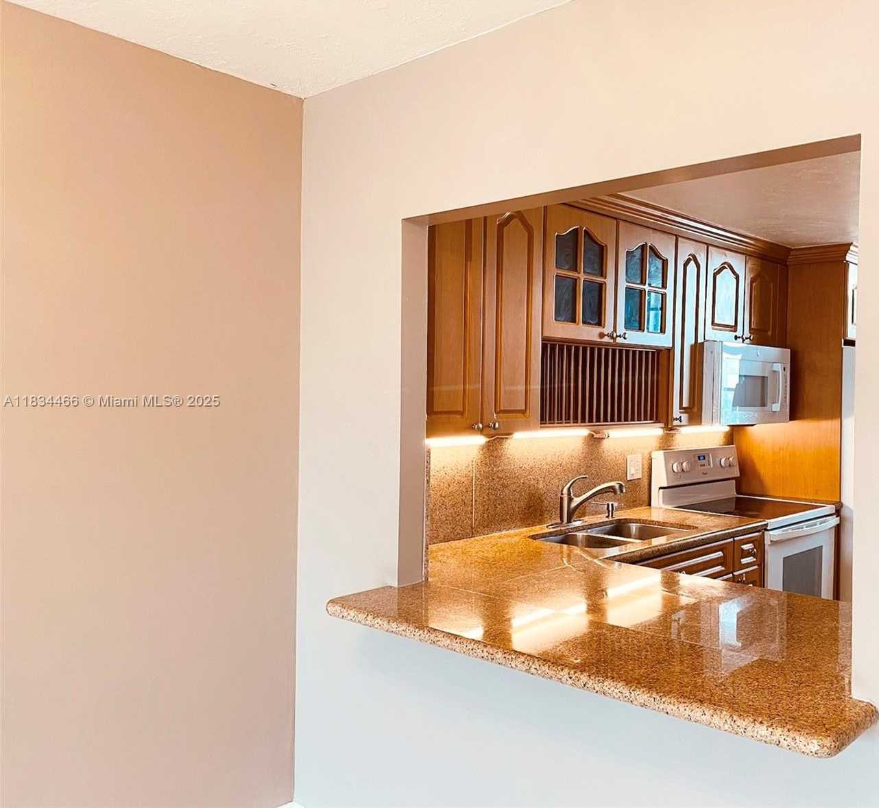 Small Image of 3545 NORTH EAST 166TH ST #805, North Miami Beach Number 11