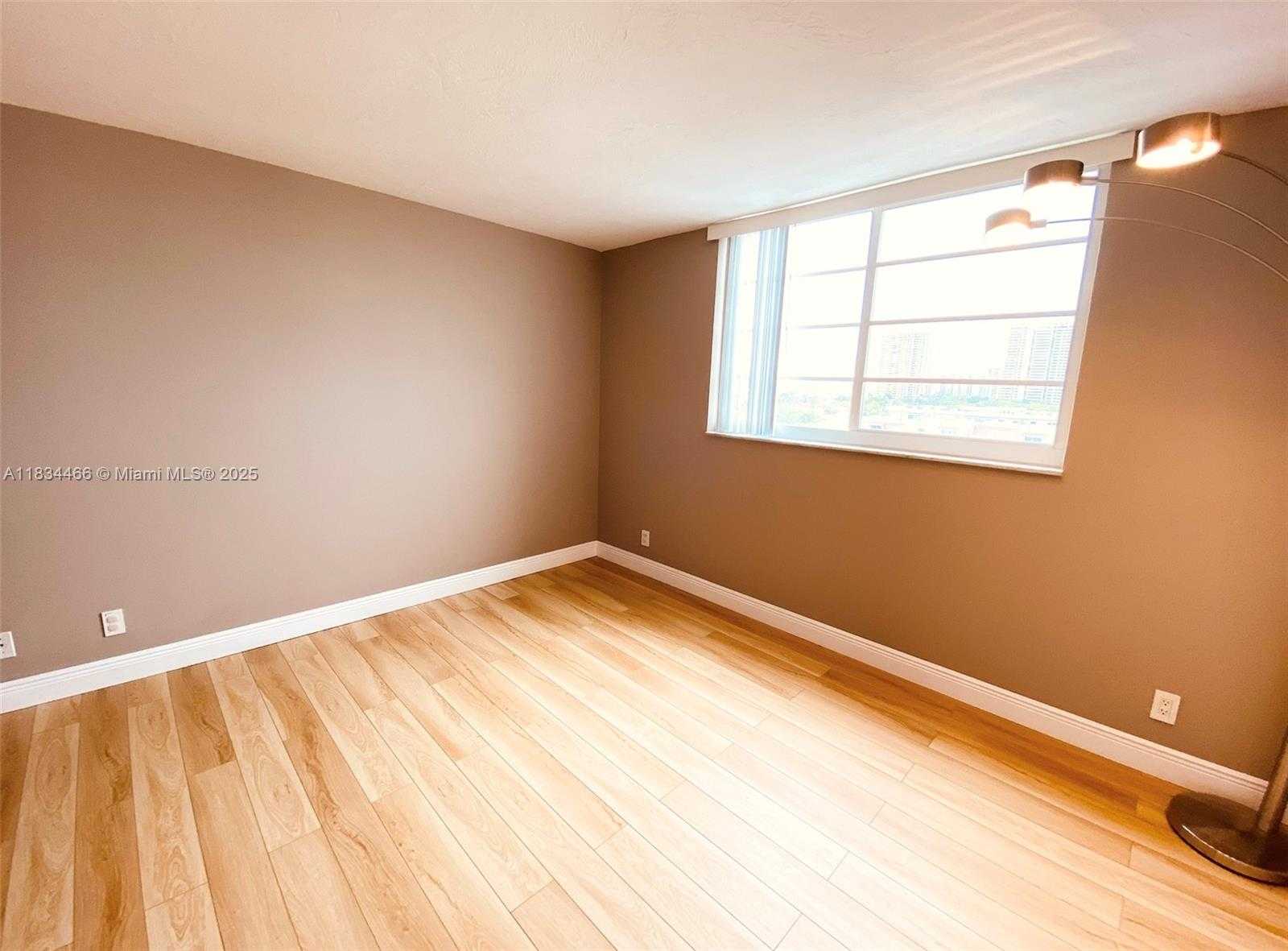 Small Image of 3545 NORTH EAST 166TH ST #805, North Miami Beach Number 26