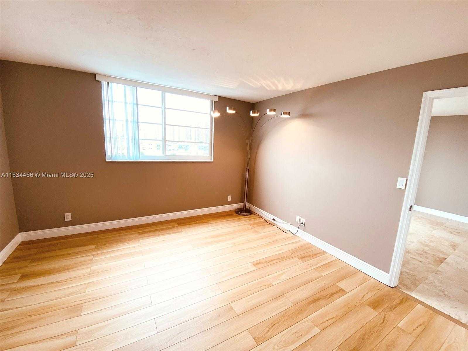 Small Image of 3545 NORTH EAST 166TH ST #805, North Miami Beach Number 27