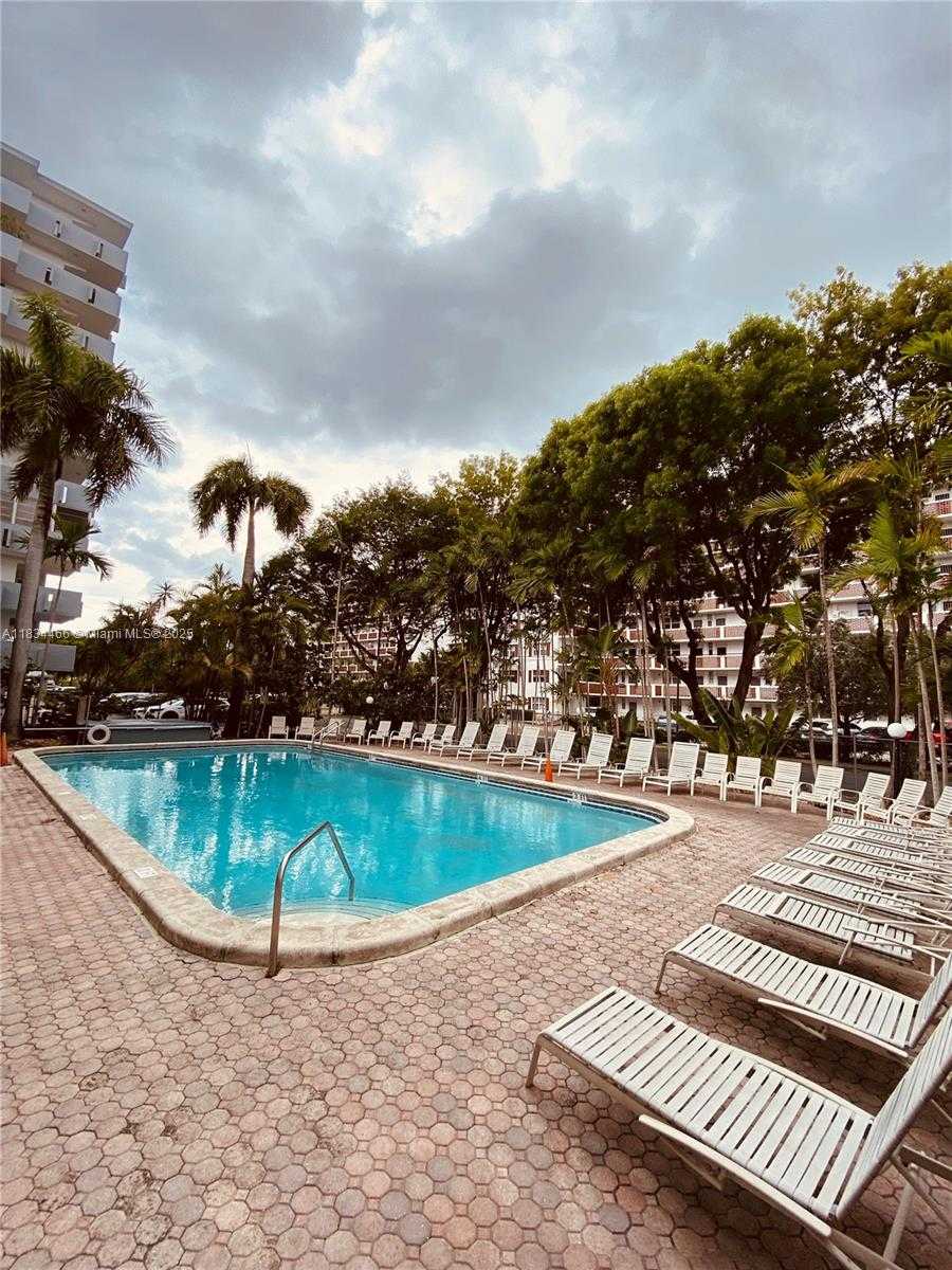 Small Image of 3545 NORTH EAST 166TH ST #805, North Miami Beach Number 33