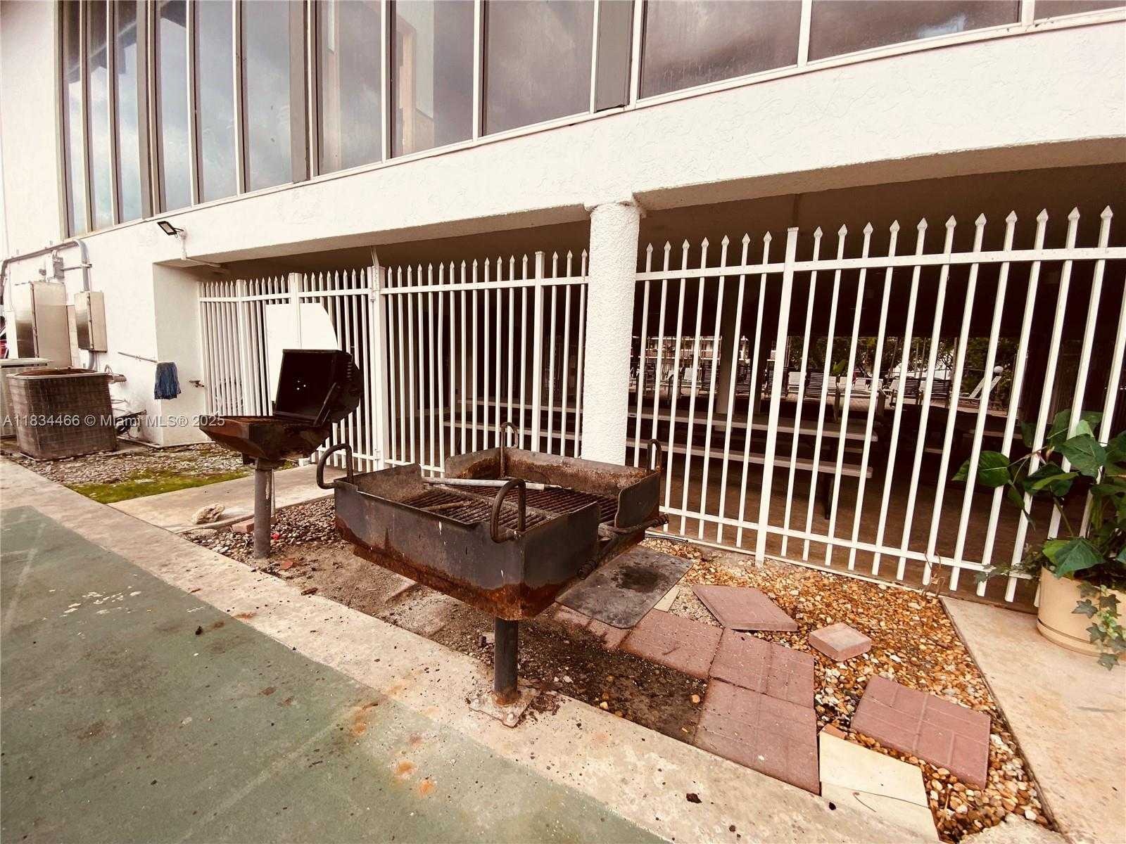 Small Image of 3545 NORTH EAST 166TH ST #805, North Miami Beach Number 8