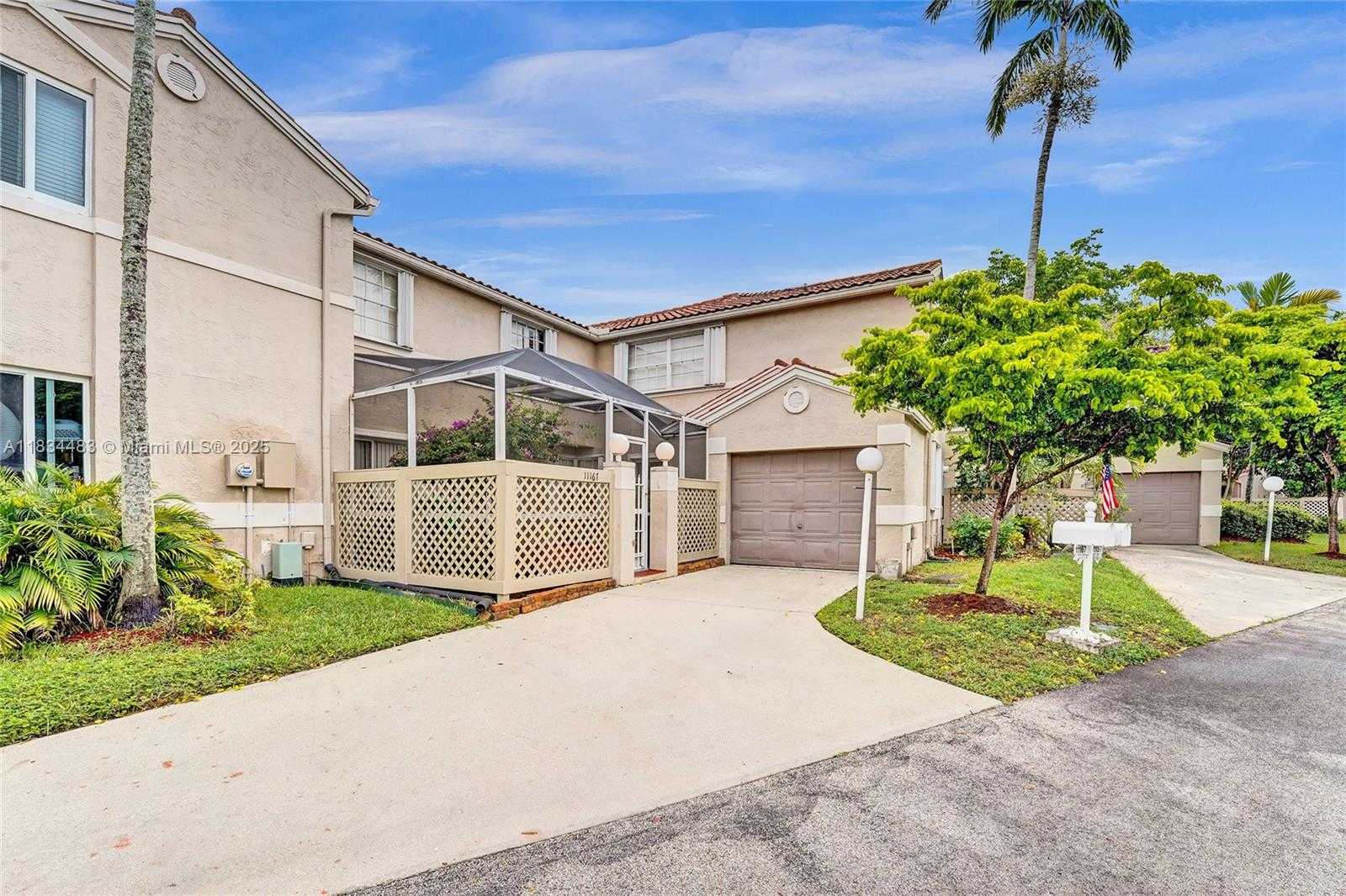 Small Image of 11167 LONG BOAT DR, Cooper City Number 2