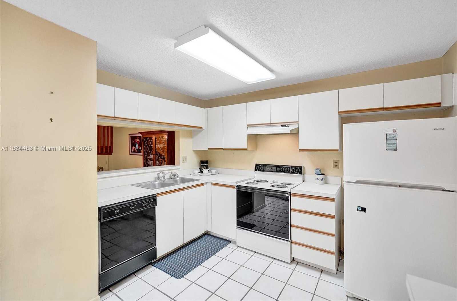 Small Image of 11167 LONG BOAT DR, Cooper City Number 25