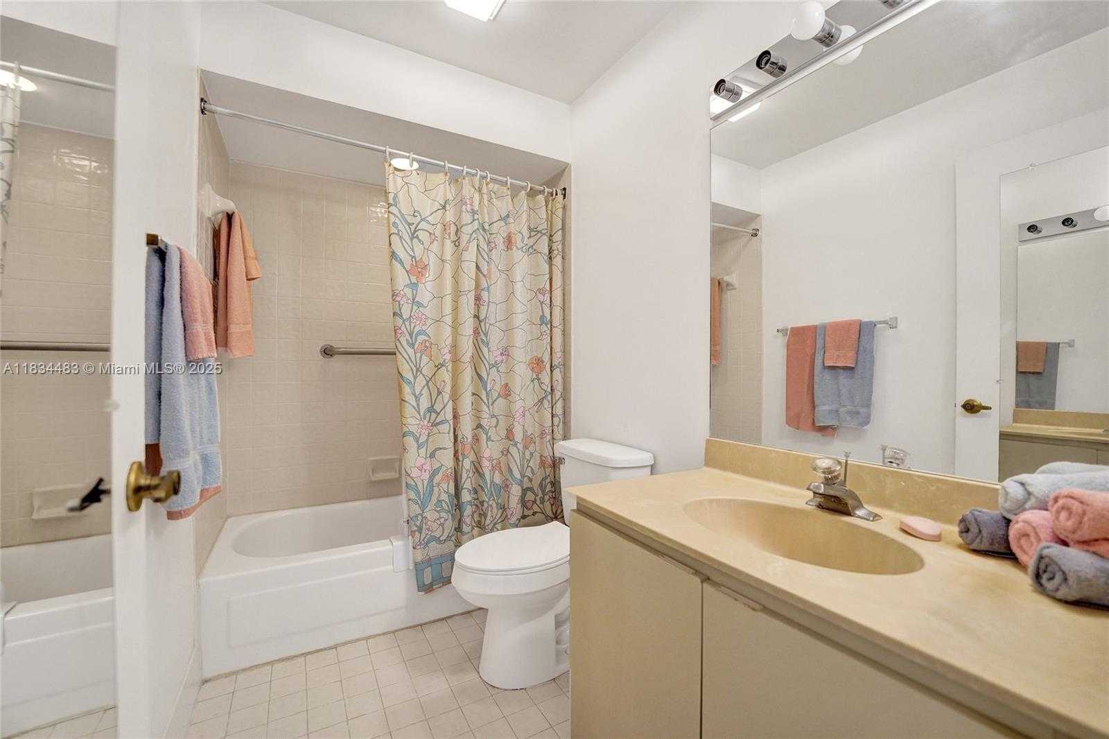 Small Image of 11167 LONG BOAT DR, Cooper City Number 31