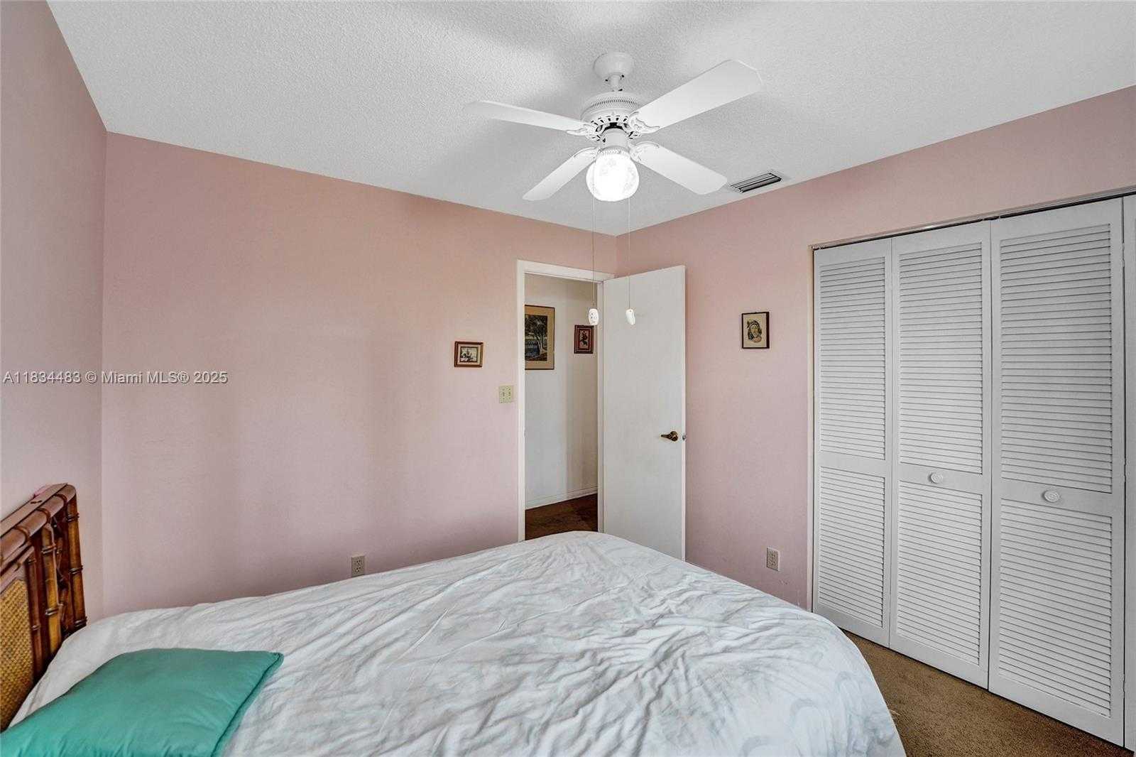 Small Image of 11167 LONG BOAT DR, Cooper City Number 44