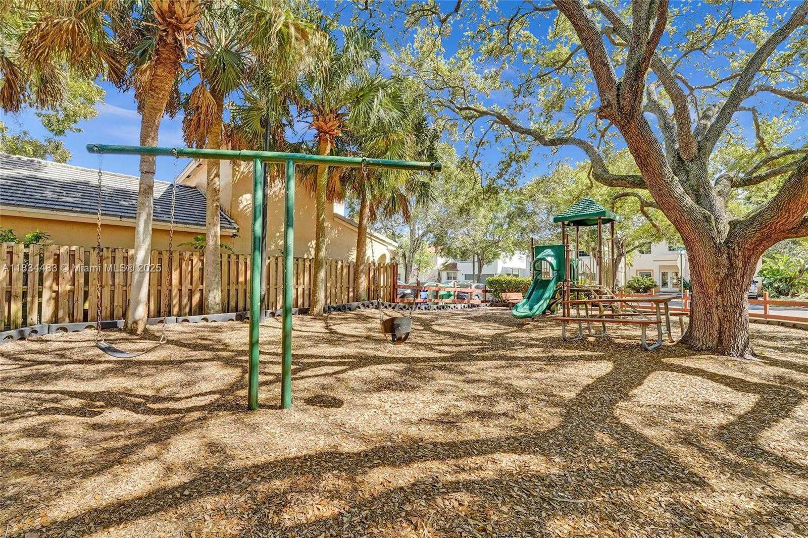 Small Image of 11167 LONG BOAT DR, Cooper City Number 56