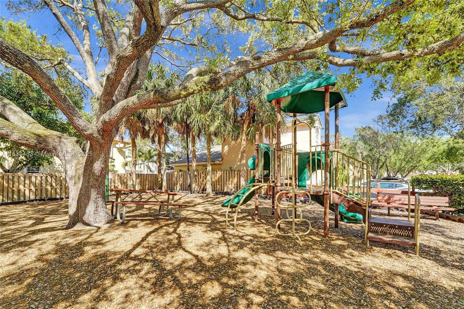 Small Image of 11167 LONG BOAT DR, Cooper City Number 58