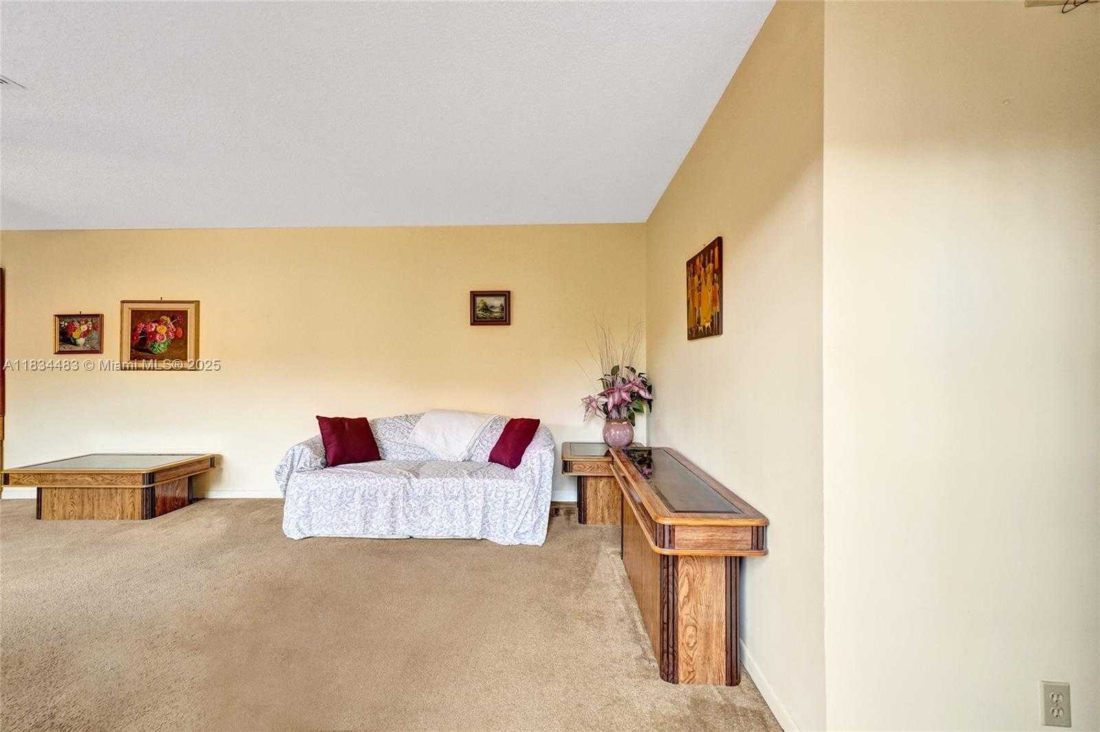Small Image of 11167 LONG BOAT DR, Cooper City Number 9
