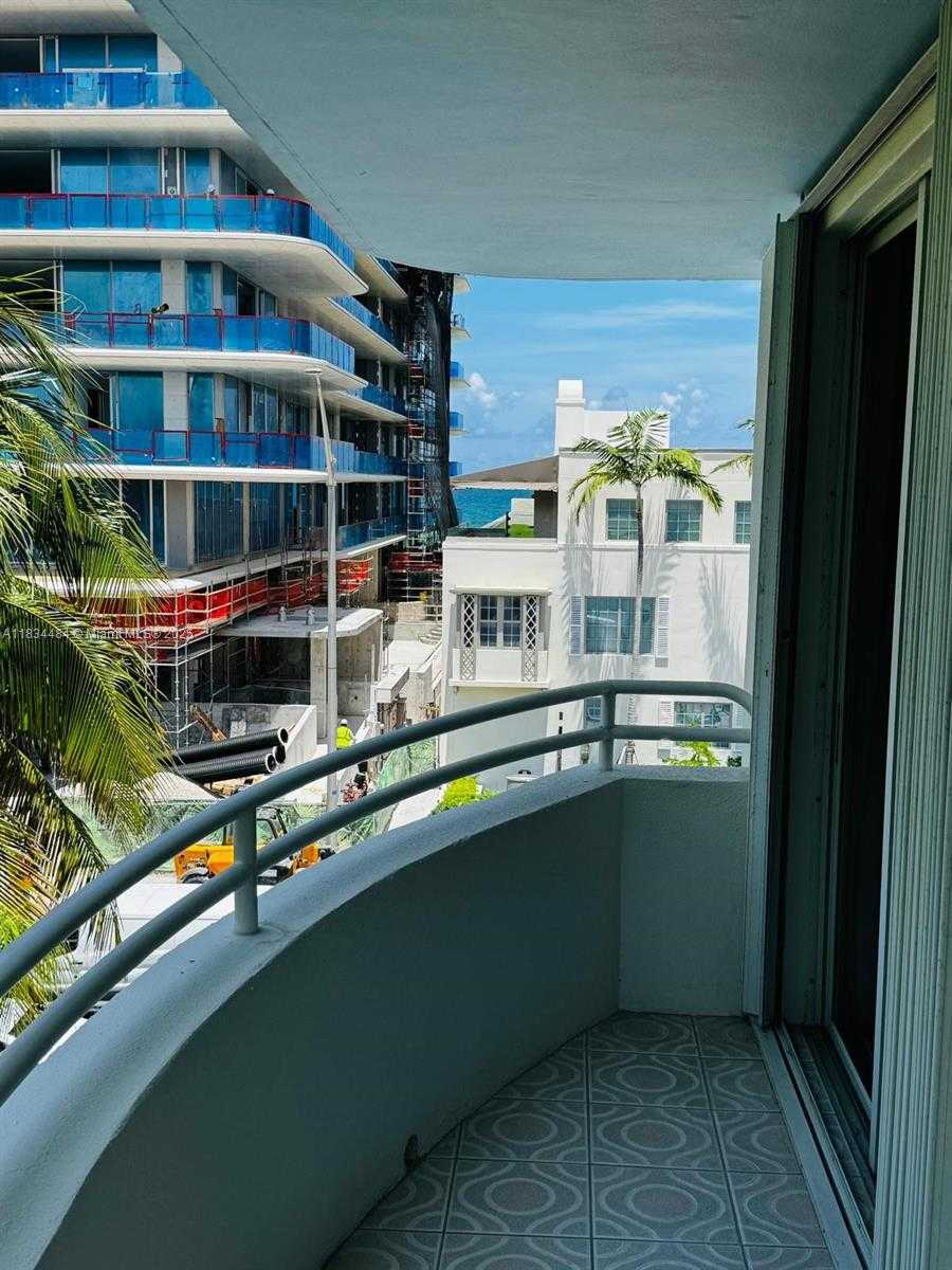 Small Image of 9156 COLLINS AVE #310, Surfside Number 15