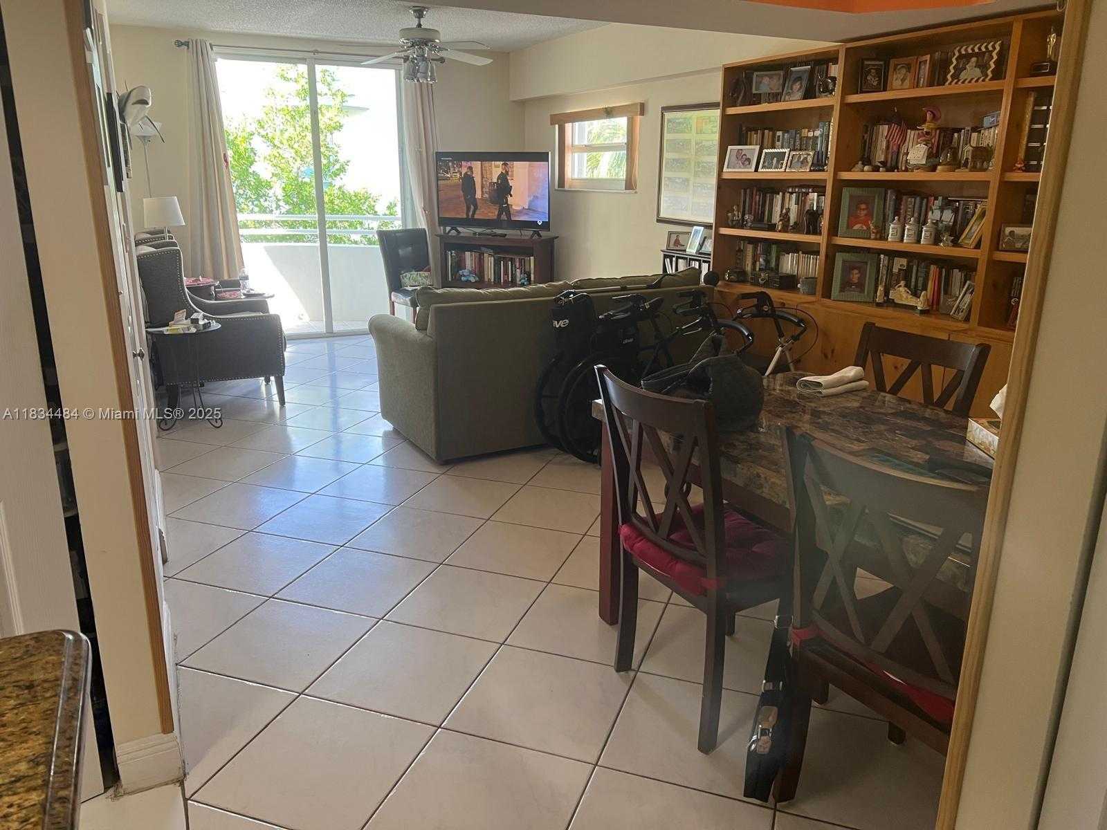 Small Image of 9156 COLLINS AVE #310, Surfside Number 7