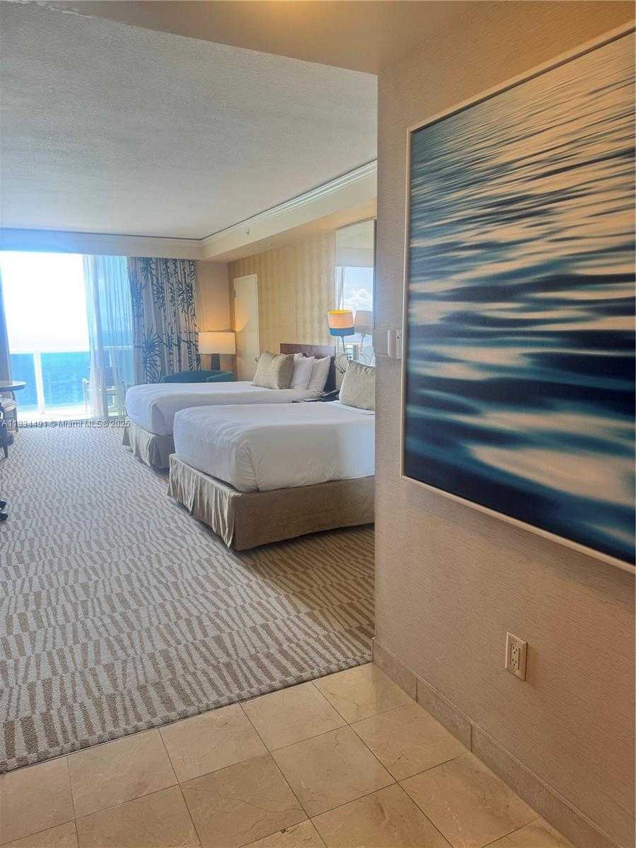 Small Image of 18001 COLLINS AVE #1810, Sunny Isles Beach Number 10
