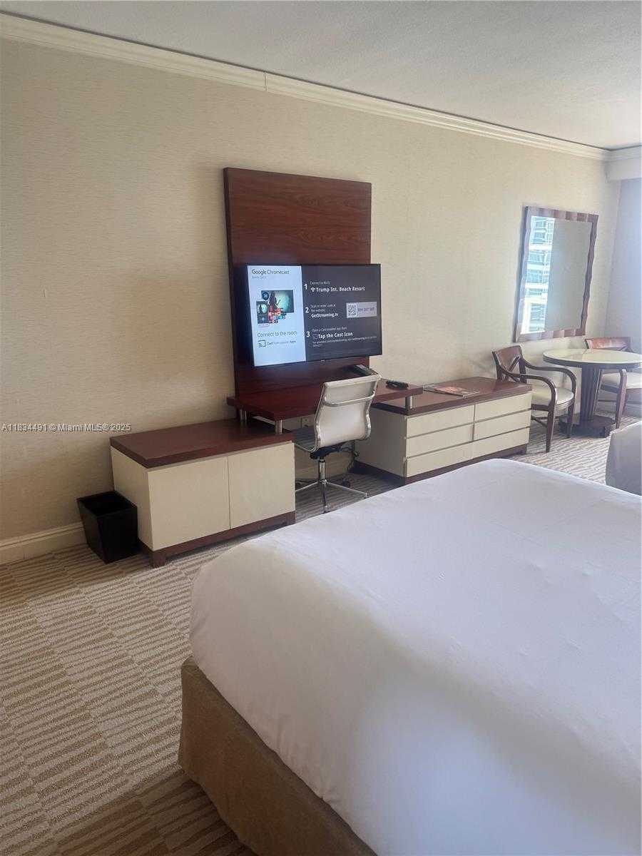Small Image of 18001 COLLINS AVE #1810, Sunny Isles Beach Number 14