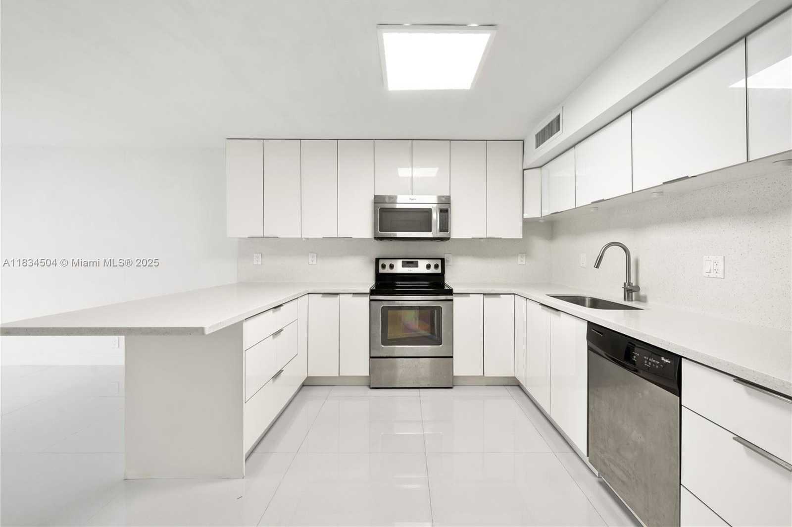 Small Image of 20218 NORTH EAST 34TH CT #52, Aventura Number 14