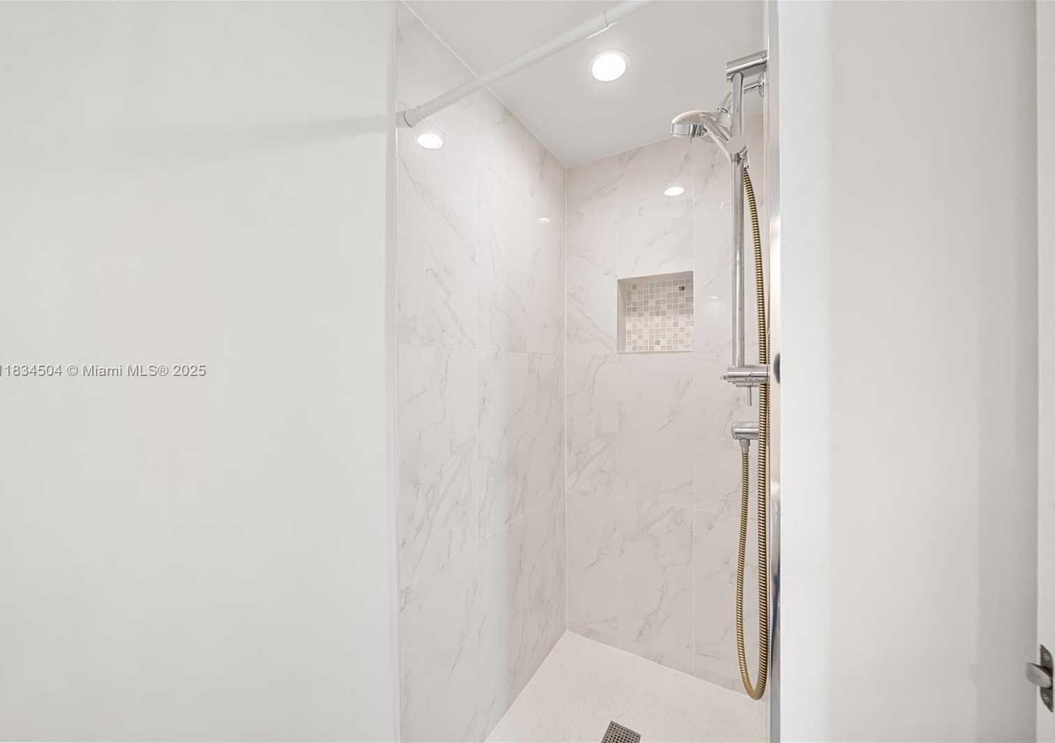 Small Image of 20218 NORTH EAST 34TH CT #52, Aventura Number 39