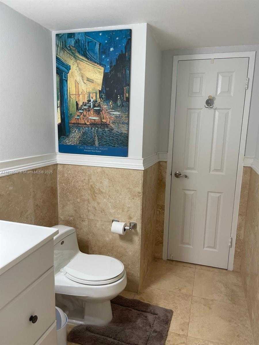 Small Image of 3180 SOUTH OCEAN DR #1602, Hallandale Beach Number 16