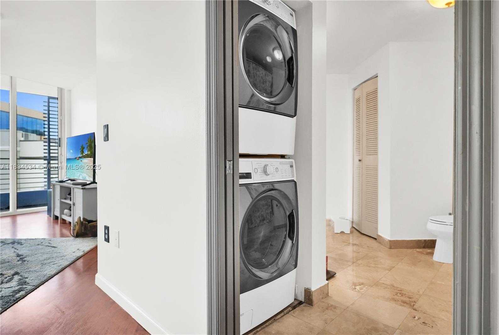 Small Image of 3339 VIRGINIA ST #PH-1, Miami Number 22