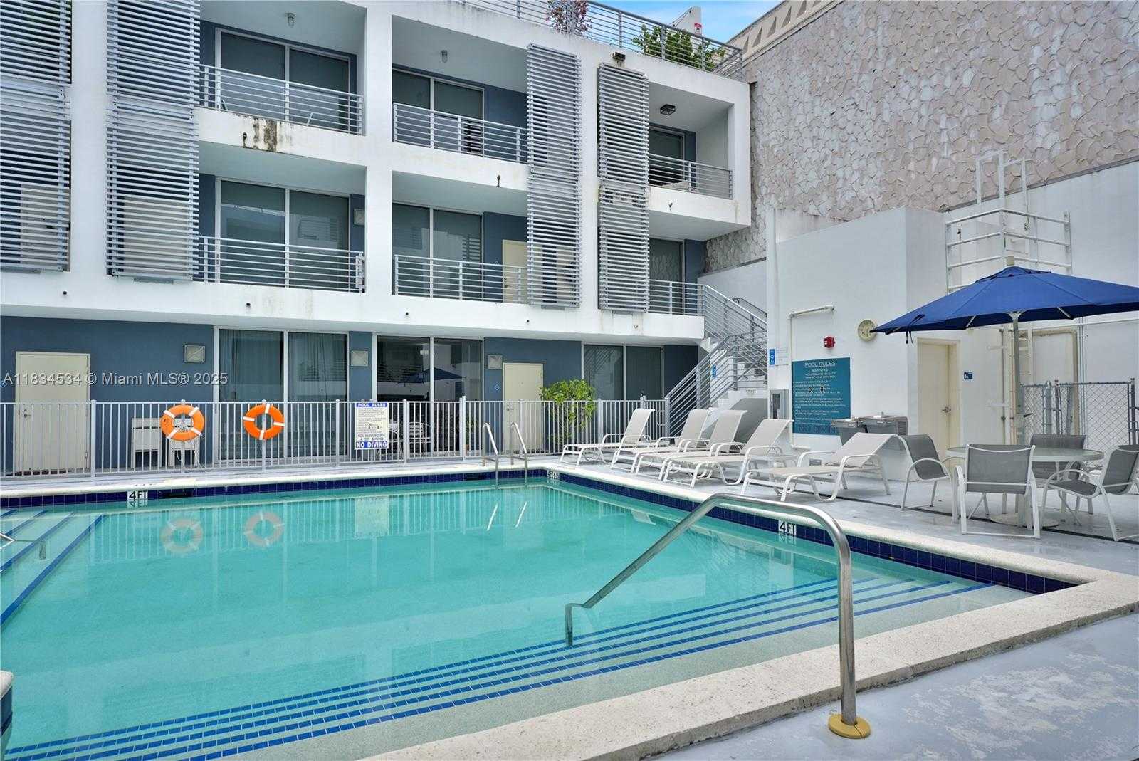 Small Image of 3339 VIRGINIA ST #PH-1, Miami Number 31