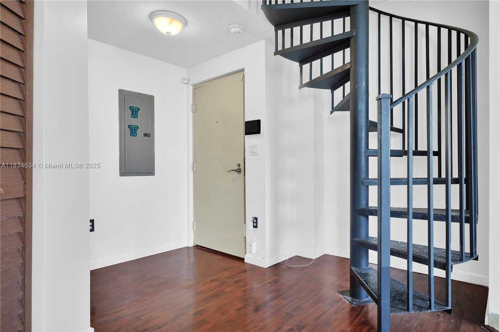 Small Image of 3339 VIRGINIA ST #PH-1, Miami Number 5