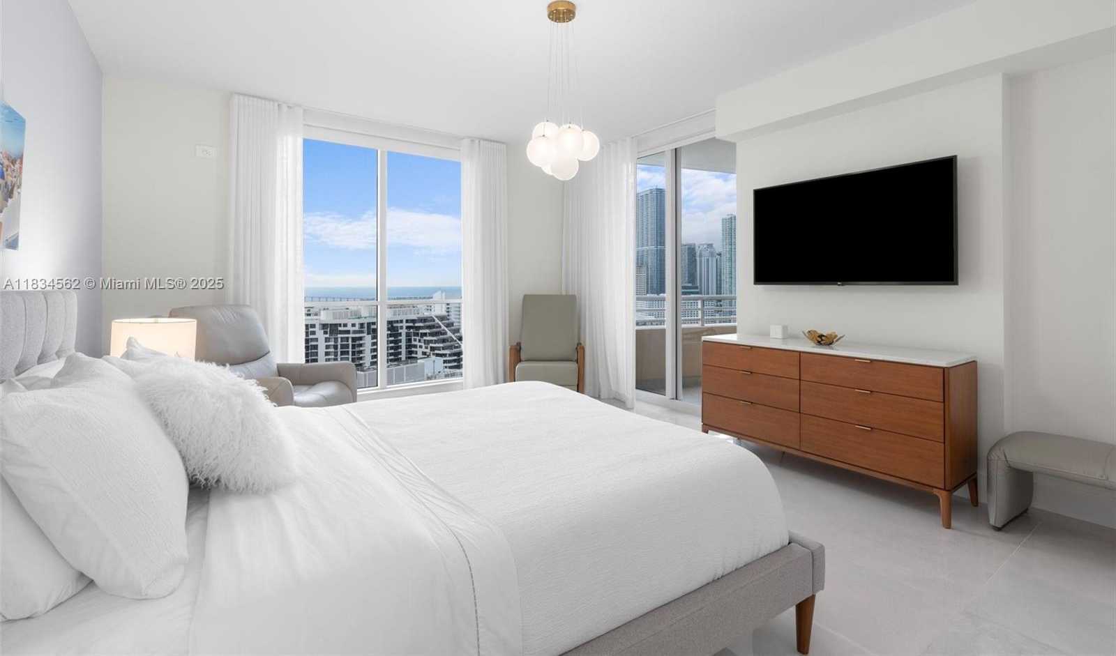 Small Image of 848 BRICKELL KEY DR #2705, Miami Number 18