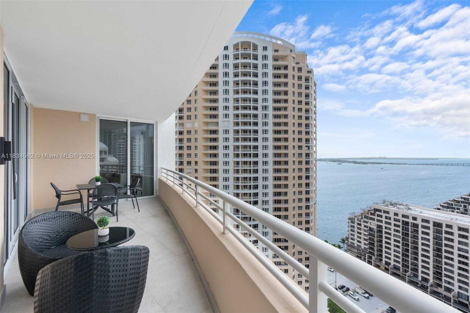 Small Image of 848 BRICKELL KEY DR #2705, Miami Number 32