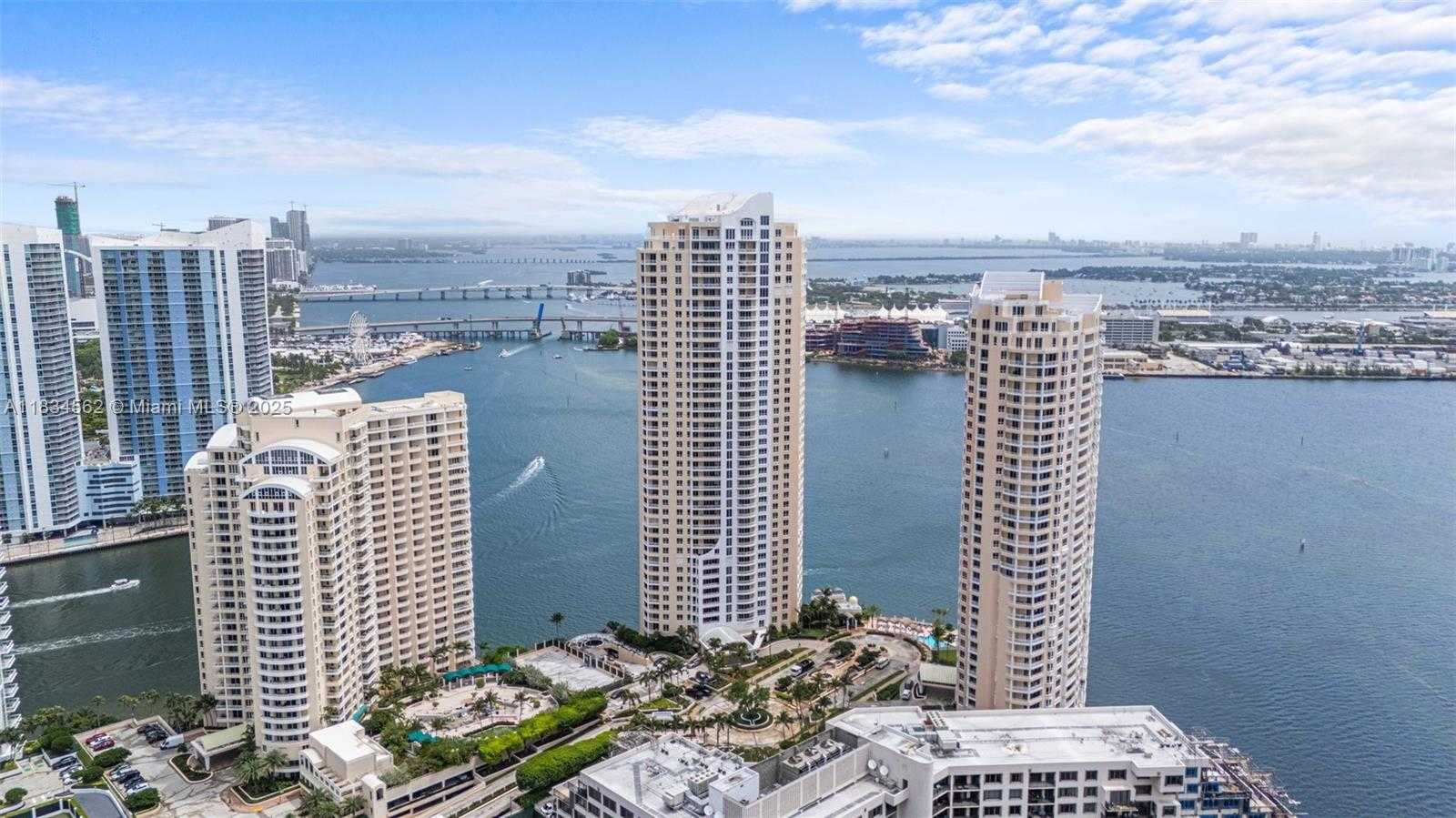 Small Image of 848 BRICKELL KEY DR #2705, Miami Number 44