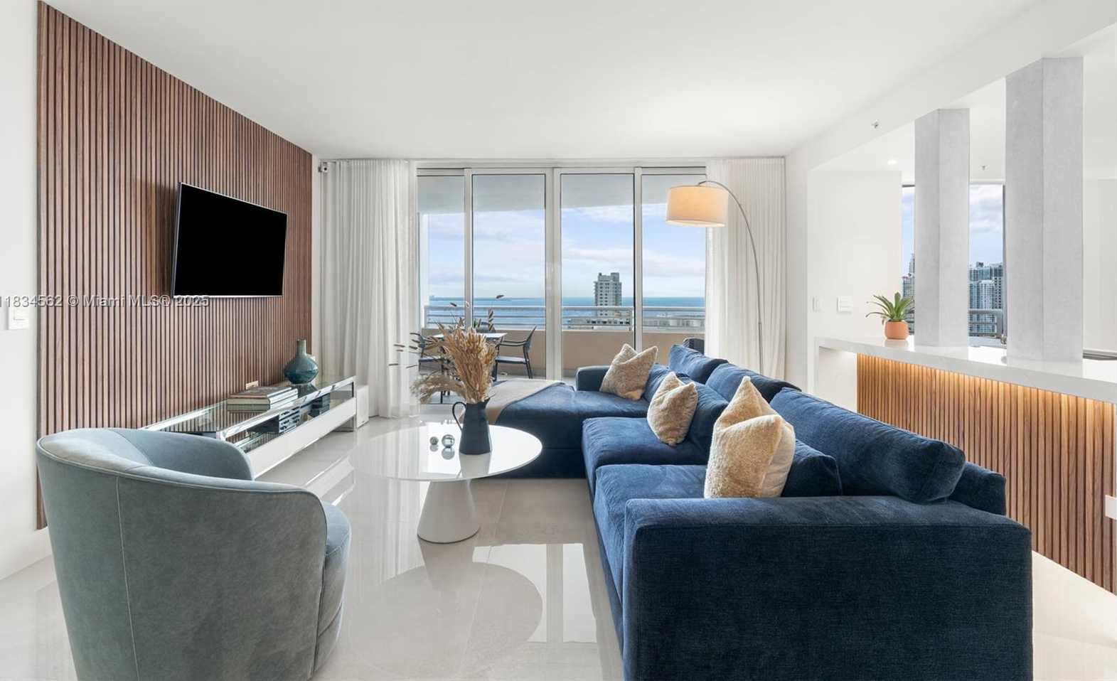 Small Image of 848 BRICKELL KEY DR #2705, Miami Number 5