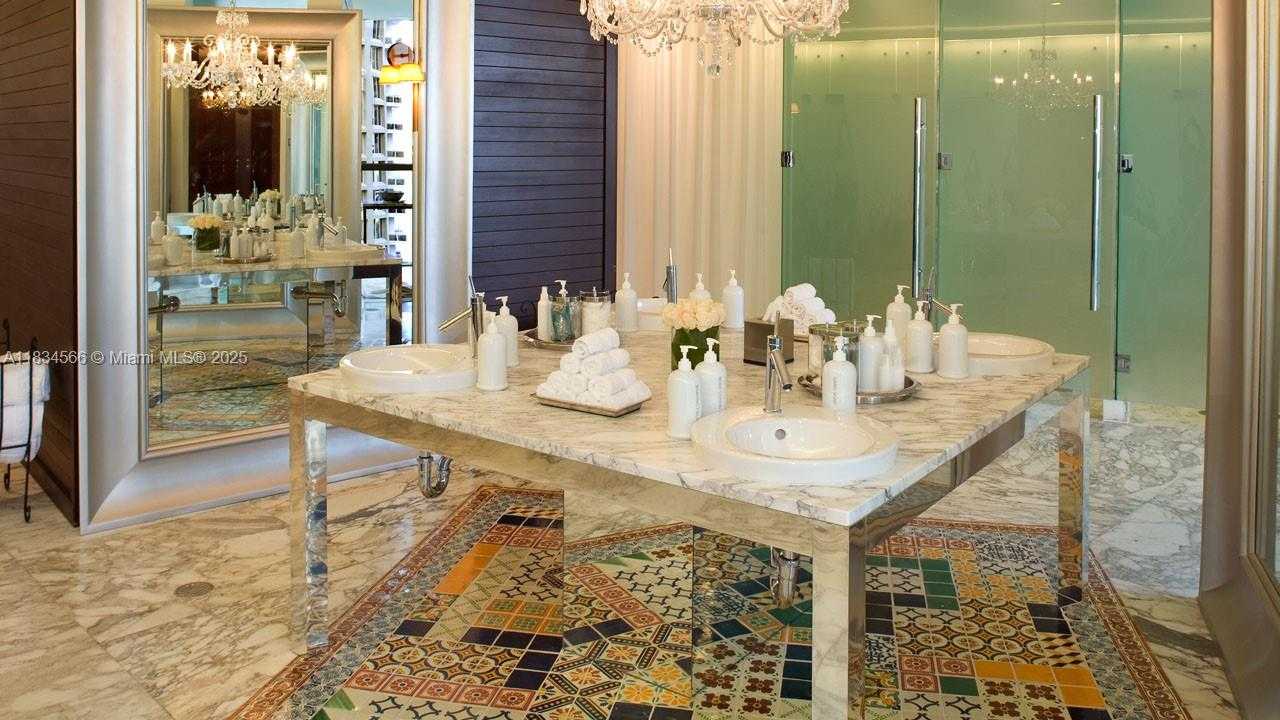 Small Image of 465 BRICKELL AVE #4505, Miami Number 35