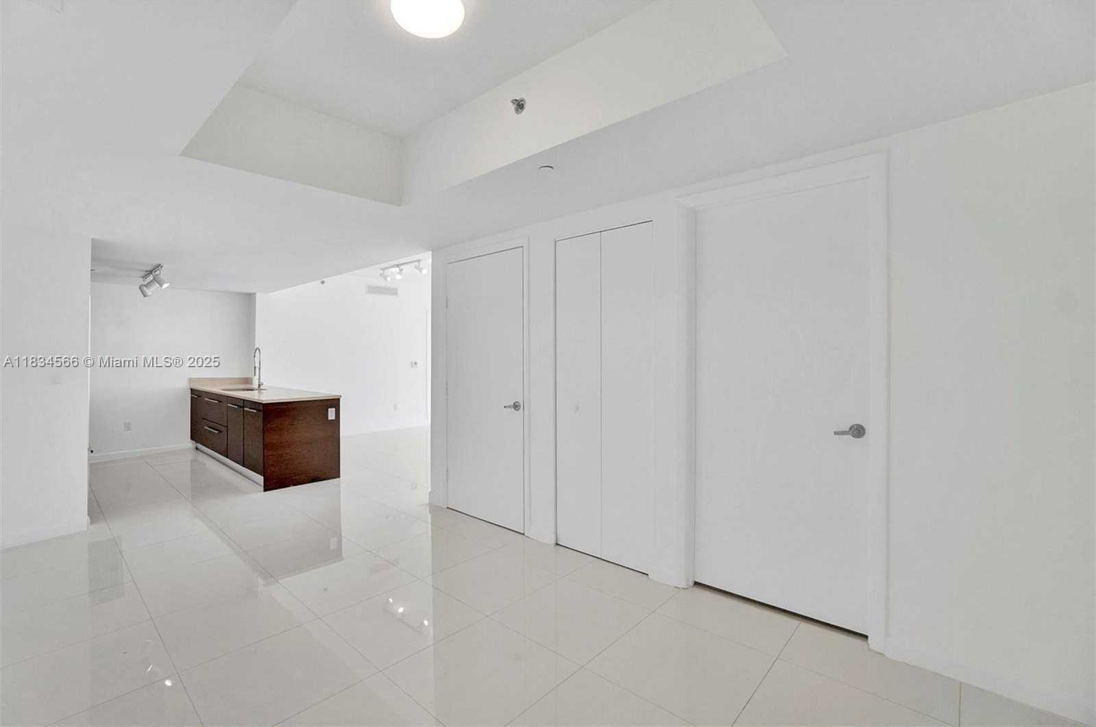 Small Image of 465 BRICKELL AVE #4505, Miami Number 5