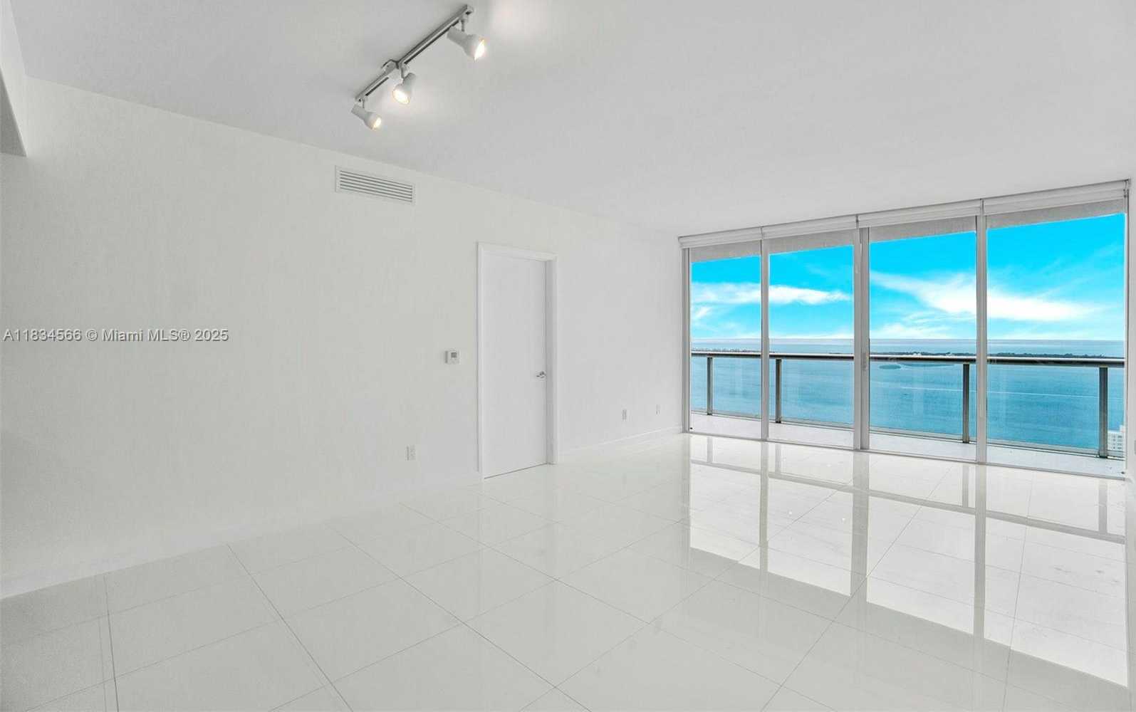Small Image of 465 BRICKELL AVE #4505, Miami Number 6