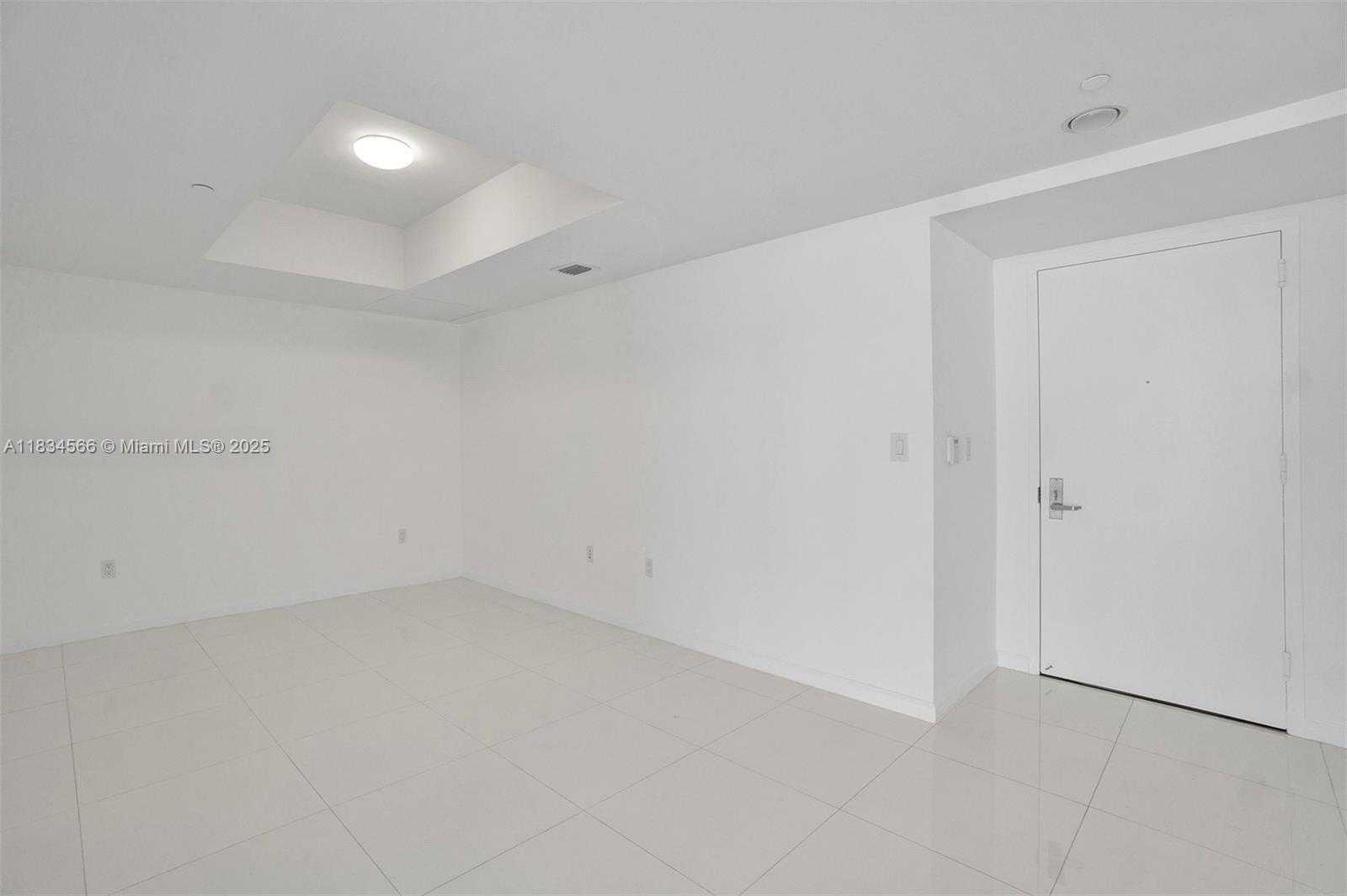 Small Image of 465 BRICKELL AVE #4505, Miami Number 7