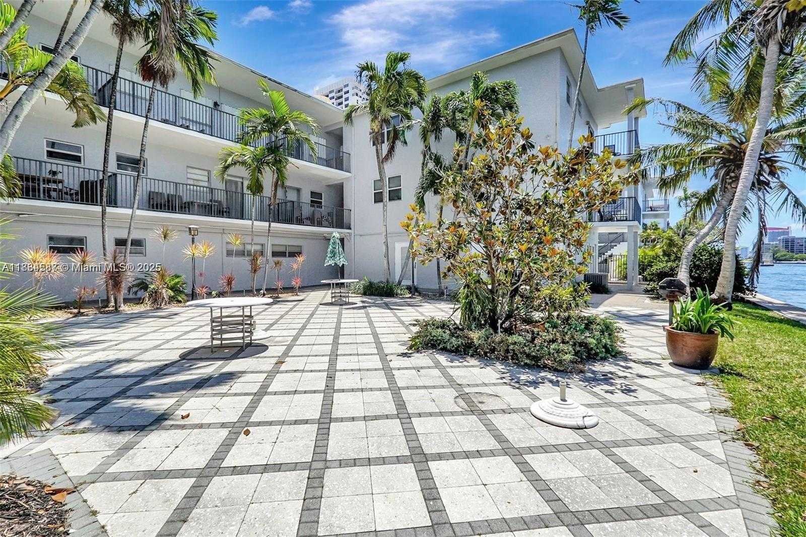 Small Image of 2200 SOUTH OCEAN DR #N101, Hollywood Number 22