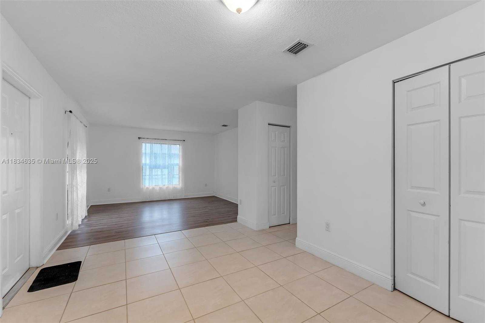 Small Image of 13926 SOUTH WEST 46TH TER #A - 351, Miami Number 5
