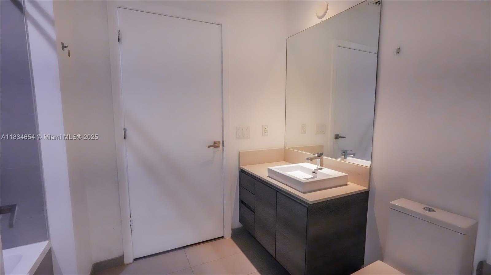 Small Image of 1080 BRICKELL AVE #4209, Miami Number 37