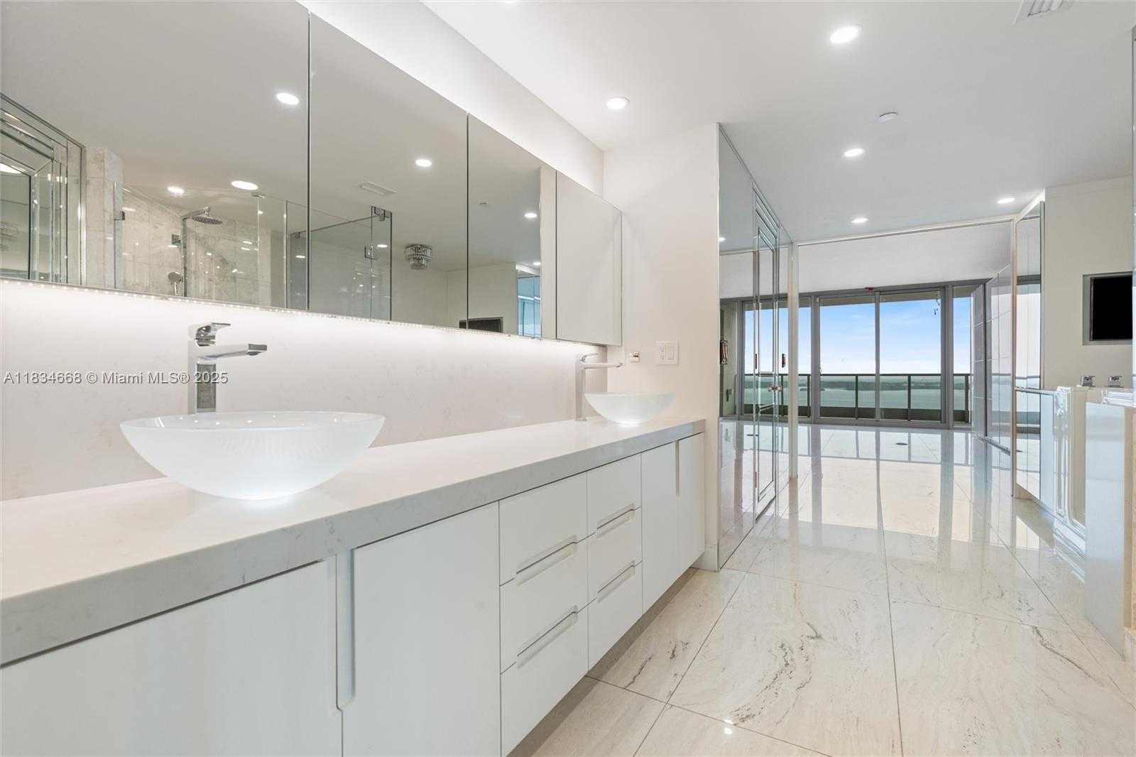 Small Image of 1331 BRICKELL BAY DR #2705, Miami Number 15