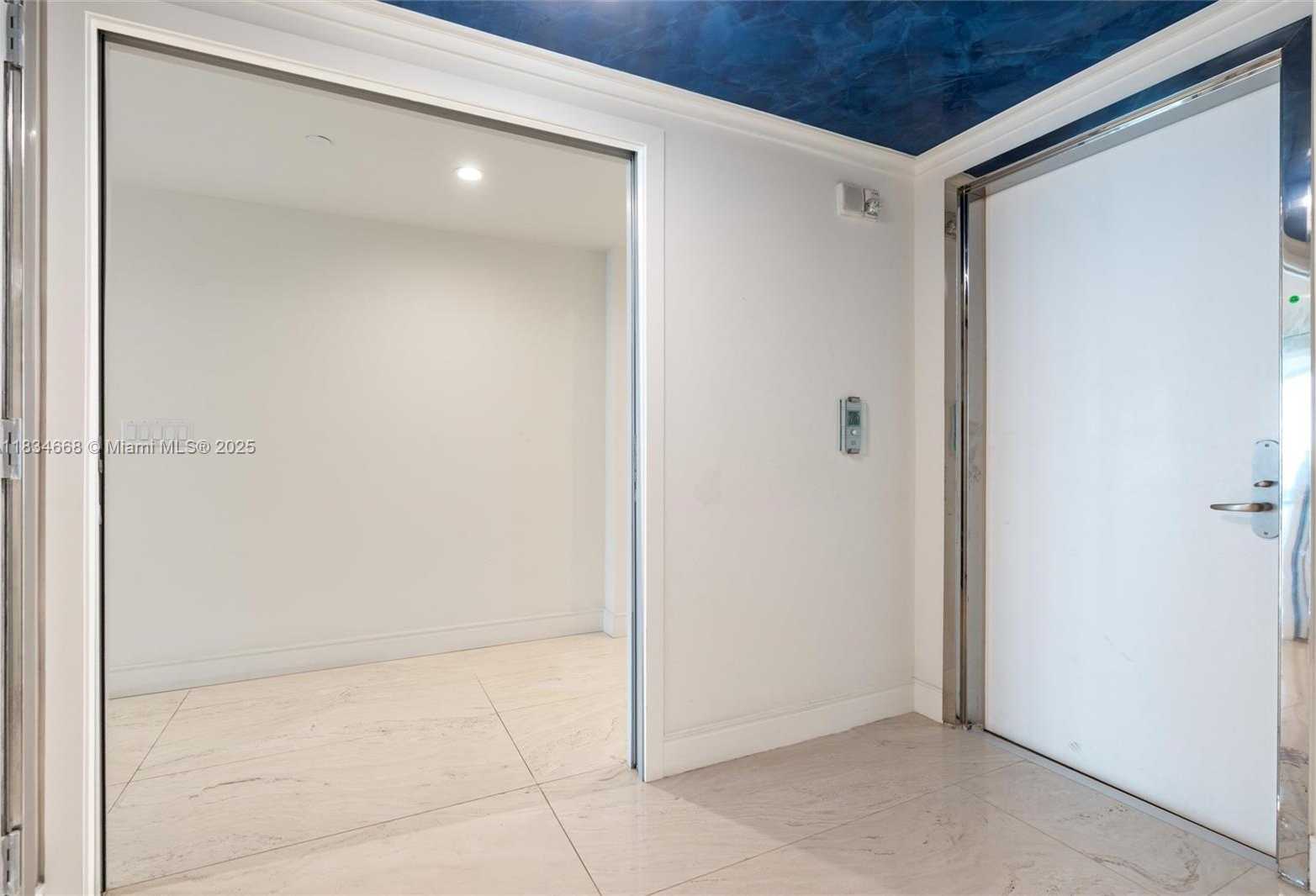 Small Image of 1331 BRICKELL BAY DR #2705, Miami Number 27