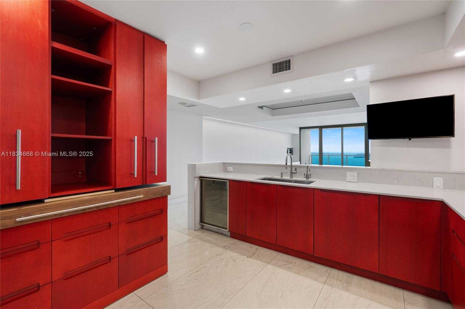 Small Image of 1331 BRICKELL BAY DR #2705, Miami Number 3
