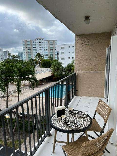 Small Image of 250 181ST DR #212, Sunny Isles Beach Number 13