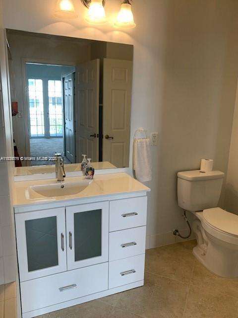 Small Image of 1209 MAIN ST #215, Jupiter Number 6