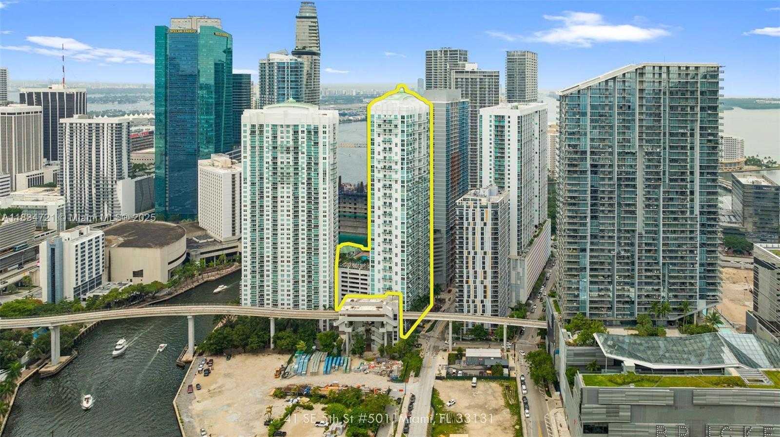 Small Image of 41 SOUTH EAST 5TH ST #501, Miami Number 12